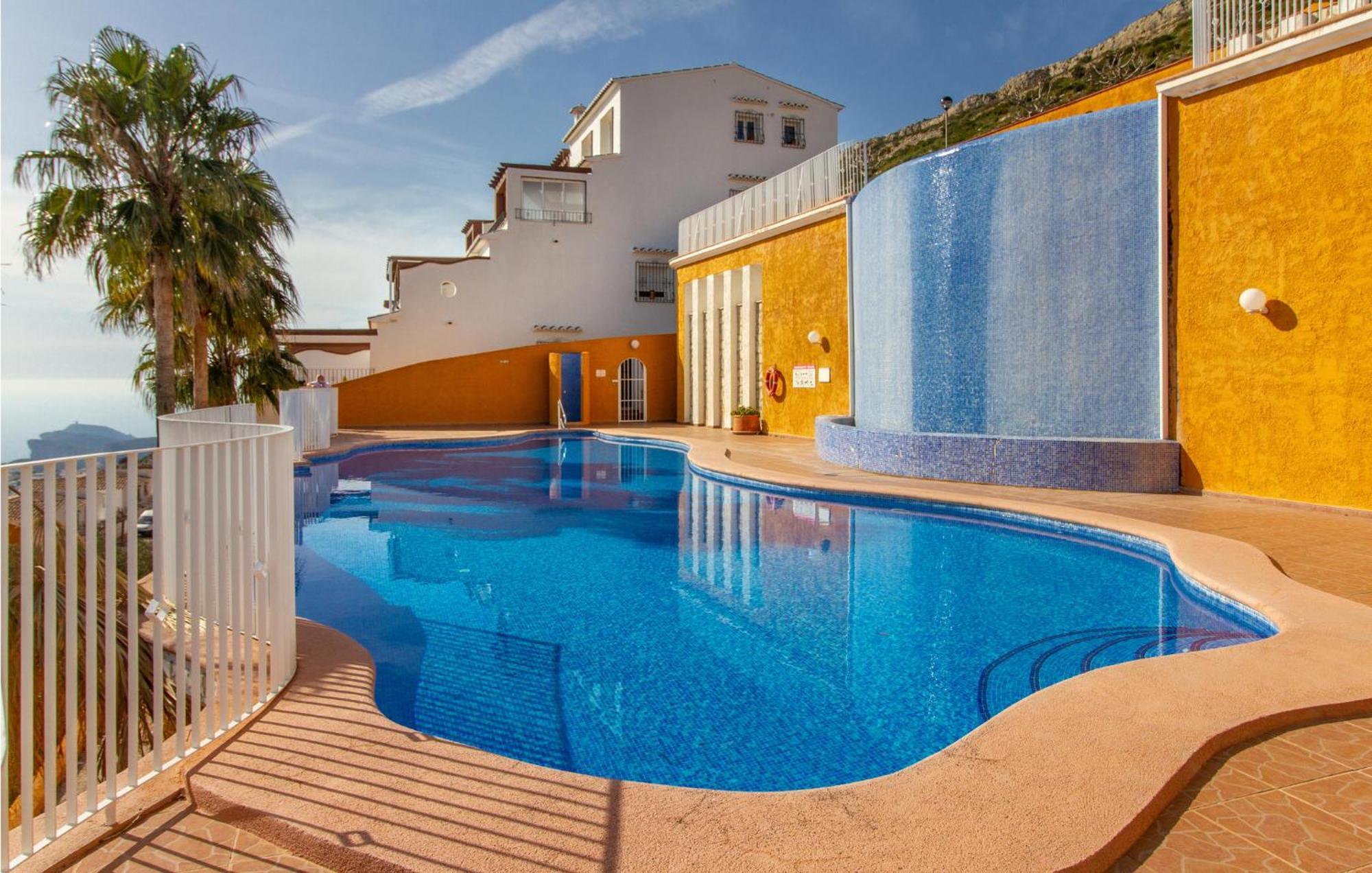 Nice Apartment In Cumbre Del Sol With Wifi Exterior photo